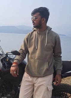 Sunny - Male escort in Navi Mumbai Photo 4 of 5