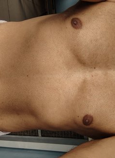 Sunny - Male escort in New Delhi Photo 5 of 5