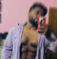 Sunny - masseur in New Delhi