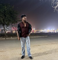 Sunny - Male escort in New Delhi