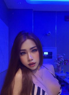 Sunny Masseuse Good Bottom - masseuse in Dubai Photo 9 of 11