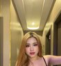 Sunny Masseuse Good Bottom - Masajista in Dubai Photo 11 of 13