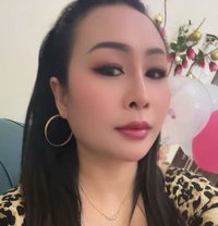 Sunny Professional Massage & mistress - escort in Muscat