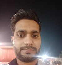 Sunny Rajput - Acompañantes masculino in Noida