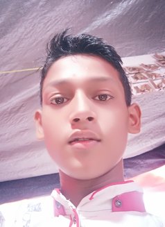 Sunny Shaw - Male escort in Kolkata Photo 3 of 3