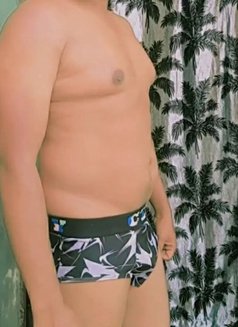 Sunny Singh - Male escort in New Delhi Photo 2 of 5