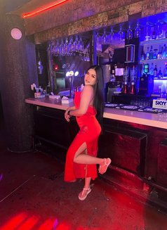 Hailey Queen - escort in Al Manama Photo 13 of 15