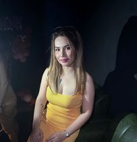Sunny - puta in Al Manama