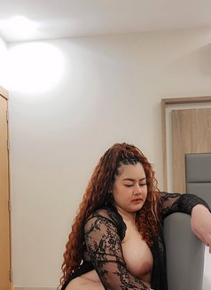 Sunny - puta in Khobar Photo 9 of 13