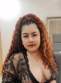 Sunny - puta in Khobar Photo 11 of 13