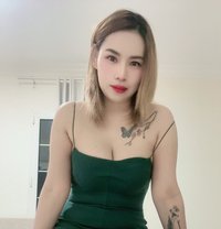 Sunny - puta in Dammam Photo 12 of 12