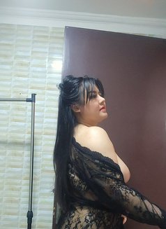 Sunny - escort in Khobar Photo 3 of 15