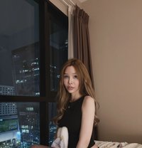 Sunny - puta in Phuket