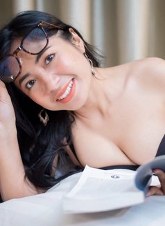 Sunny - puta in Surat Thani Photo 2 of 3