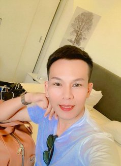 Sunny - Transsexual escort in Bangkok Photo 2 of 3