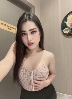Sunny Masseuse Good Bottom - masseuse in Dubai Photo 12 of 12