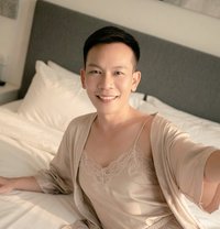 Sunny - Transsexual escort in Riyadh