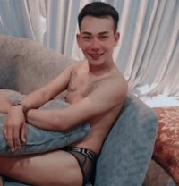 Sunny Thailand - Transsexual escort in Riyadh