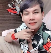 Sunny Thailand - Transsexual escort in Riyadh