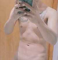 Sunny Thailand - Transsexual escort in Riyadh