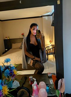 Sunny Top - Transsexual escort in Phuket Photo 2 of 4