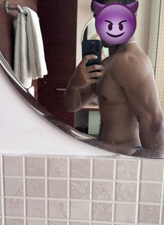 Sunny,ur partner in all and dom daddy - Male companion in Candolim, Goa Photo 3 of 9