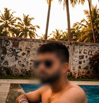 Sunny95 - Male adult performer in Kolkata