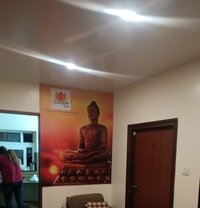 Sunrise - masseuse in Bangalore