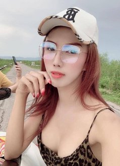 Sunshai - Transsexual escort in Phuket Photo 1 of 11