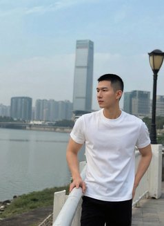 sunshine boy - Male escort in Singapore Photo 4 of 5