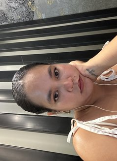 Sunshine - puta in Okinawa Island Photo 8 of 13