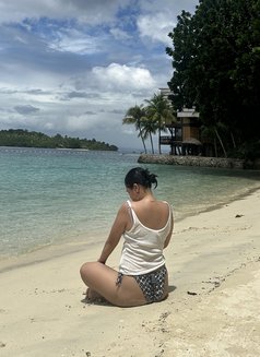 Sunshine - puta in Okinawa Island Photo 9 of 13