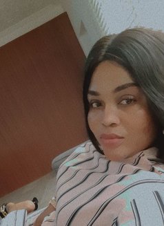 Sunshine - Acompañante in Lagos, Nigeria Photo 2 of 2