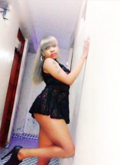 Sunshine - escort in Noida Photo 3 of 4