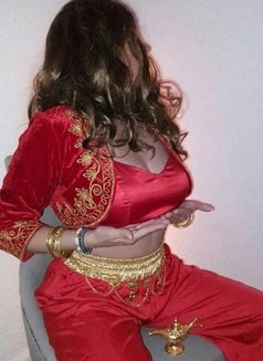 Super beautiful Zurich Massage In/Out - masseuse in Zürich Photo 6 of 7