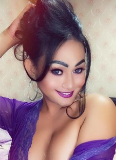 Super Horny Trans - Acompañantes transexual in Bali Photo 1 of 6