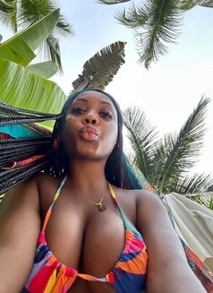 Super Hot African Curvy Soft Ass Flora - escort in Mumbai Photo 3 of 7