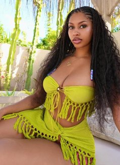Super Hot African Curvy Soft Ass Nina - escort in Hyderabad Photo 1 of 3