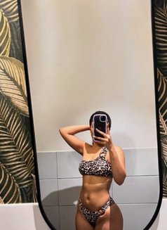 Super Hot Gloria +91//78423//75507 - escort in Bangalore Photo 4 of 7