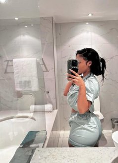 Super Hot Gloria +91//78423//75507 - escort in Bangalore Photo 5 of 7