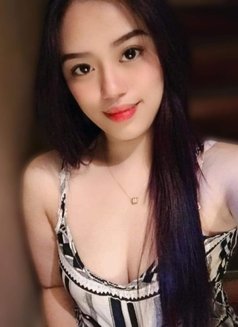 Super Hot & Sexy Ashley - puta in Manila Photo 2 of 9
