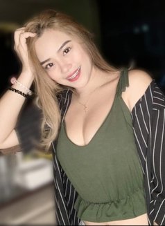 Super Hot & Sexy Ashley - puta in Manila Photo 3 of 9