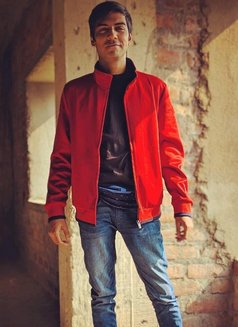 Super Mario - Male escort in Kolkata Photo 1 of 5