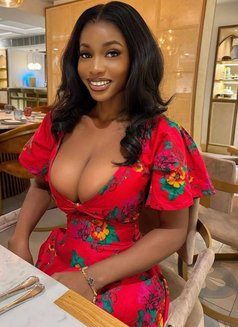 Super Sweet Tight Wet Pussy Chichi - puta in Mumbai Photo 2 of 7