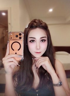 Super VIP - Transsexual escort in Pattaya Photo 5 of 5