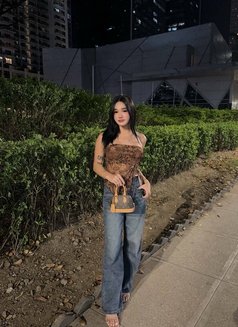 Super Young Niki - Transsexual escort in Manila Photo 4 of 6