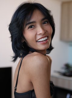 superBB - Transsexual escort in Bangkok Photo 13 of 16