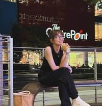 Simple, Happy, and Authentic - puta in Hong Kong Photo 4 of 30