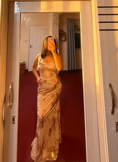 Supriya for hand cash service - escort in Kathmandu Photo 1 of 2