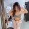 SUPRIYA ❣️CAM SESSION & REAL MEET& ❣️ - puta in Hyderabad Photo 3 of 5